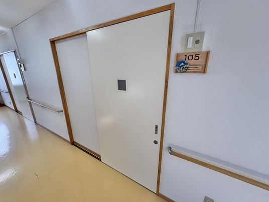 室内の廊下