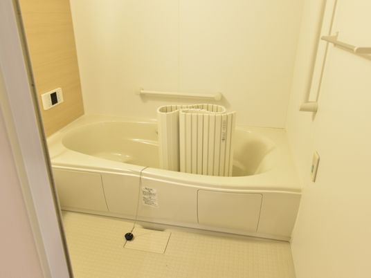 バリアフリー浴室の設備