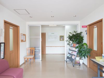 廊下の明るい空間