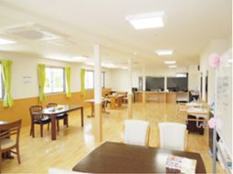 明るい共用スペース