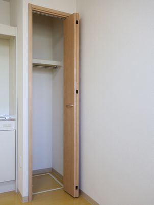 収納棚のクローゼット