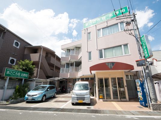 明るく清潔なエントランス
