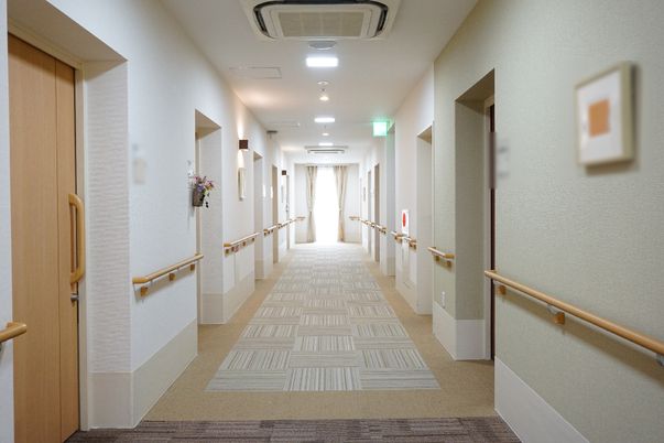 清潔な廊下の風景