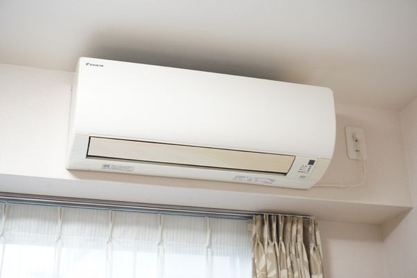 清潔な室内のエアコン