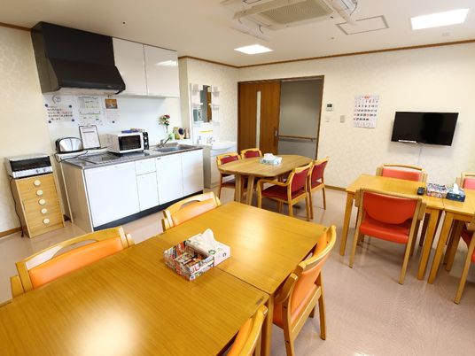  居心地の良い食堂  