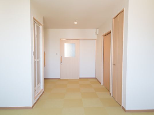 広々とした廊下