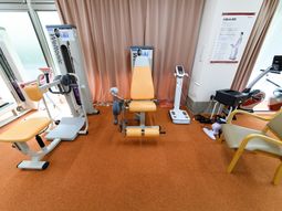 トレーニング機器のある部屋