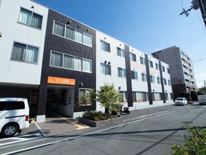 清潔感のある施設の外観