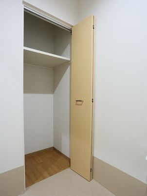 収納付きの居室空間