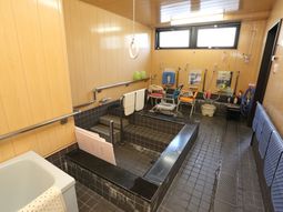 浴室の清潔な設備