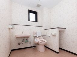 バリアフリーなトイレスペース