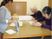 介護スタッフと利用者