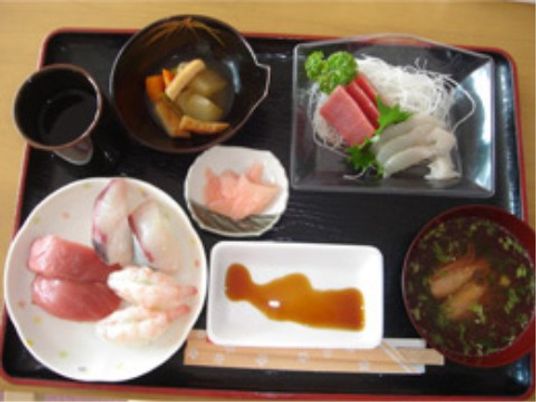 彩り豊かな和食膳