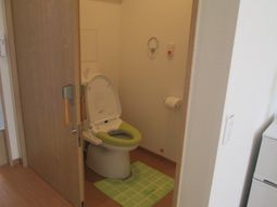 清潔なトイレの一角