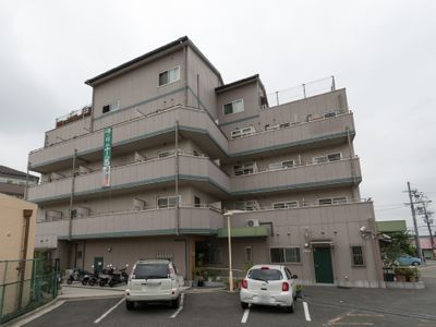 多階層建物の外観