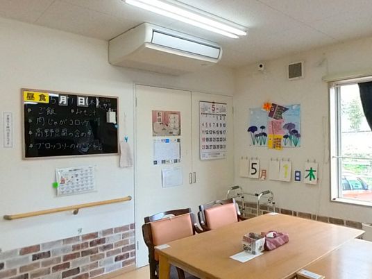 明るいリビング