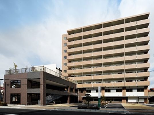 多階層の建物外観