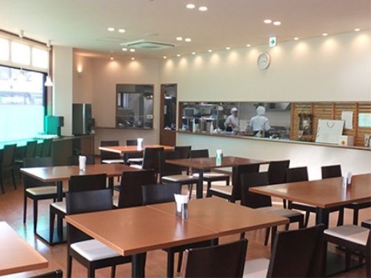 施設の食堂部分