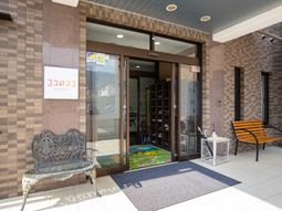 清潔感あるエントランス