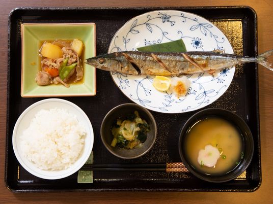 バランスの良い和食膳