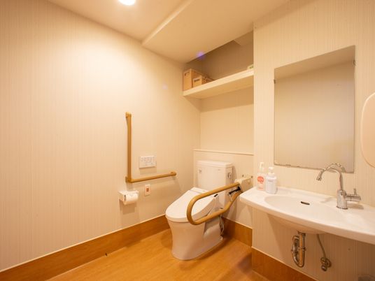 バリアフリー対応の洗面所