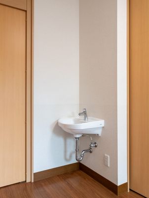 シンプルな洗面台