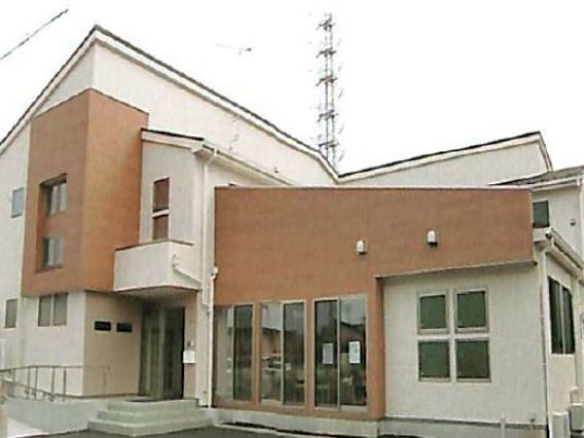 清潔感ある施設の外観