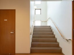 ゆったりとした階段空間