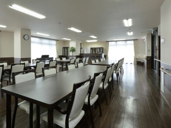 清潔感ある食堂