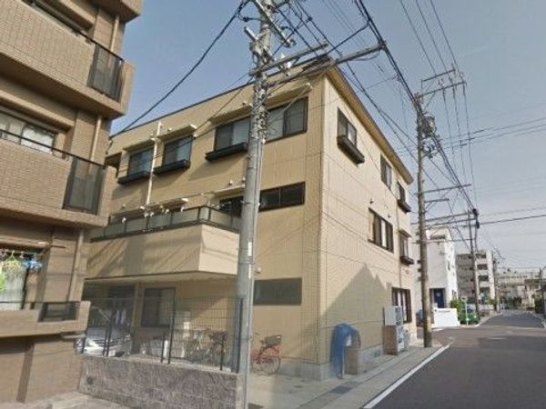 清潔感ある建物の外観