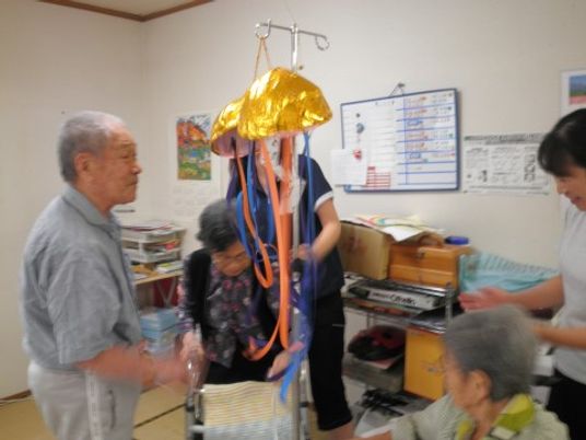 活気ある機能訓練室