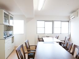 明るいダイニングルーム