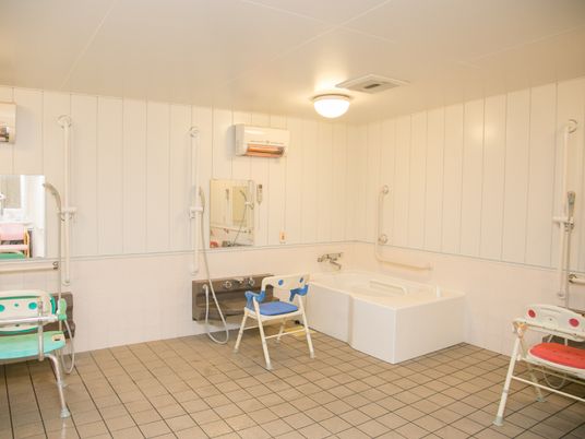 バリアフリー浴室設備