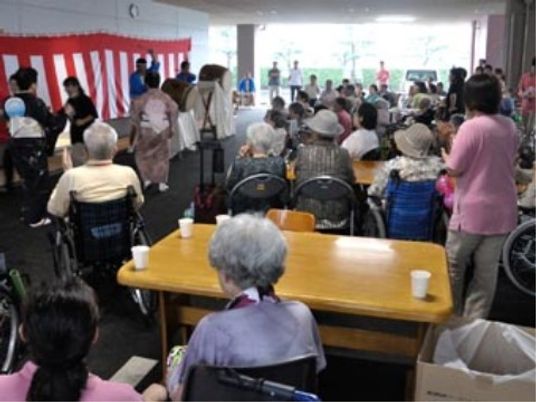 盛況なイベント会場