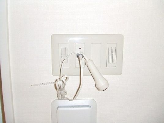 呼び出し装置とスイッチ