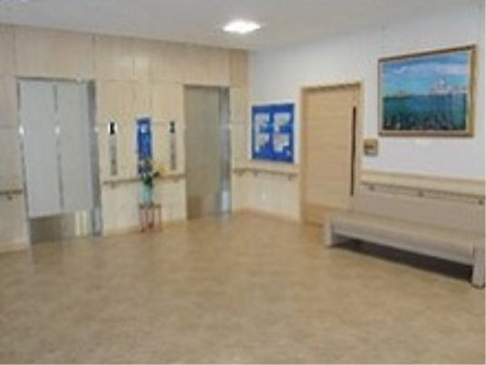 広々とした清潔なロビー