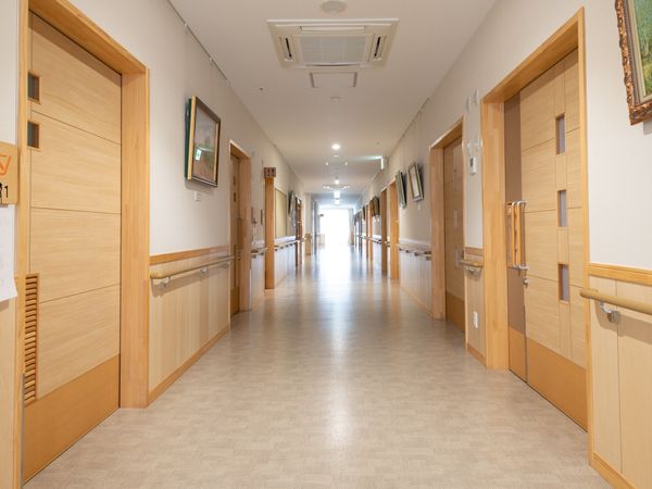 清潔な廊下の風景