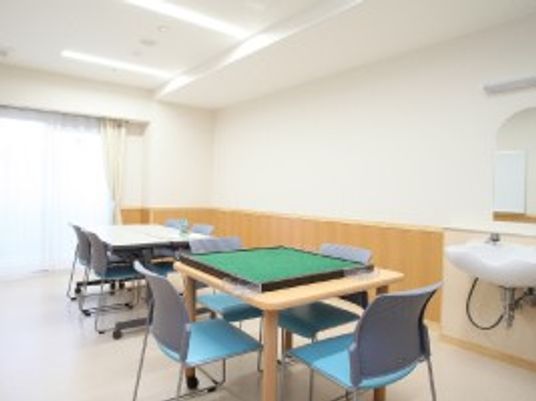 明るい多目的室  