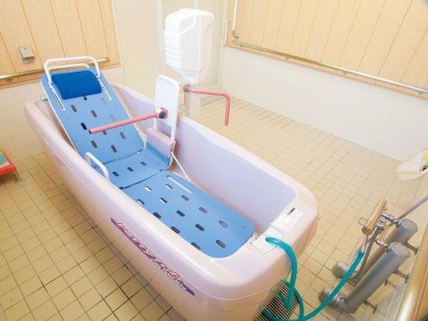 バリアフリー構造の浴室