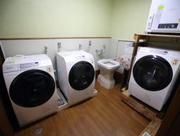 洗濯機とトイレの設備