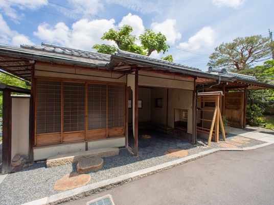 和風のエントランス