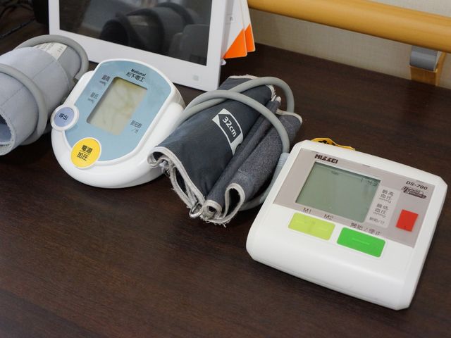 血圧計とその周辺機器 血圧計 最新の医療機器が備えられ、利用者の健康管理をしっかりサポートします。