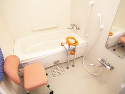 バリアフリー浴室設備