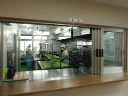 清潔なキッチンの様子