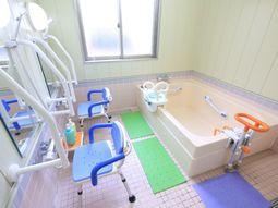 安全な浴室設備