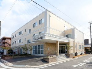 清潔な施設の外観