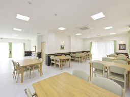 清潔な広い食堂