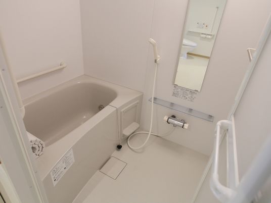 バリアフリー浴室設備