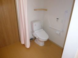 シンプルなトイレスペース
