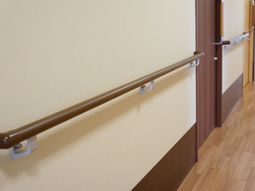 廊下の手すり設置